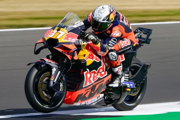 pedro-acosta-red-bull-ktm-fact
